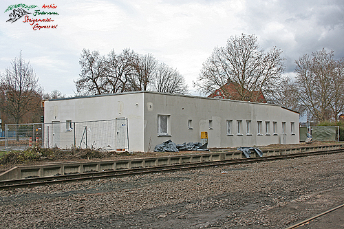 Bahnhofsgebäude Sennfeld nicht wiederzuerkennen